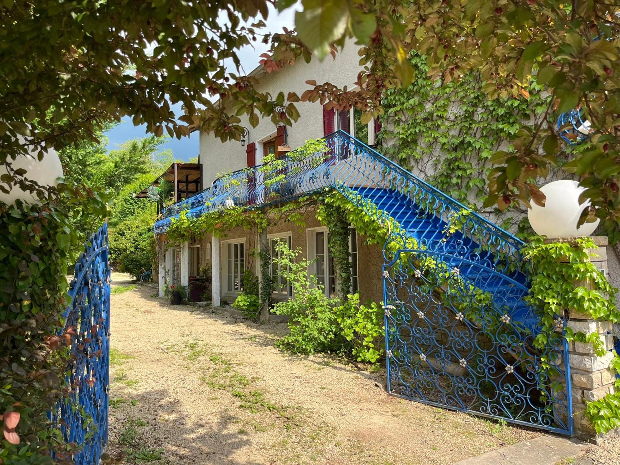 Couleurs De La Vie - Chambres D'Hotes Et Gite Cormatin Luaran gambar