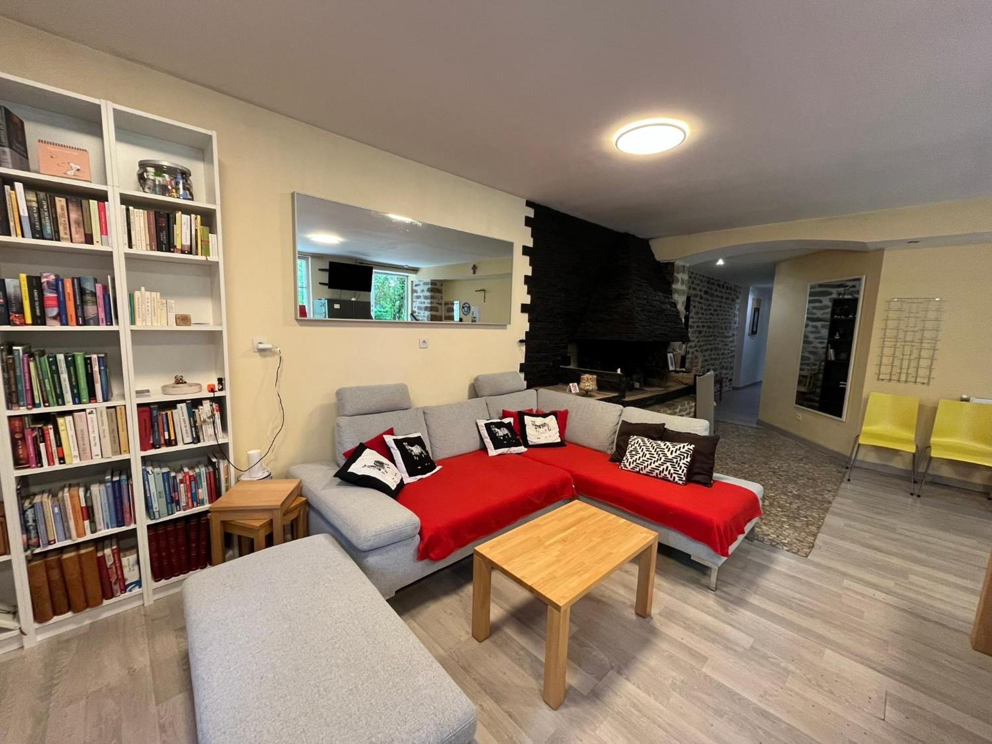 Couleurs De La Vie - Chambres D'Hotes Et Gite Cormatin Luaran gambar